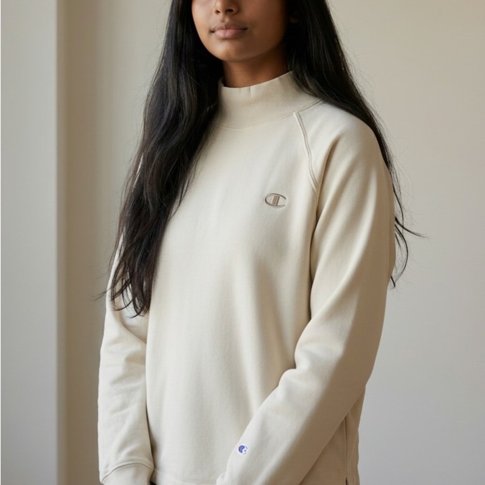 Champion Cream Mock Neck Pull Over Sweatshirt